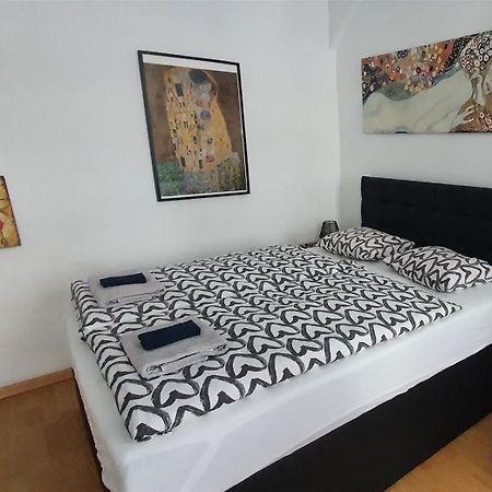 Msq Diana Vienna - 10 Min From City Center - Free Coffee And Tea - High Speed Internet Exterior photo